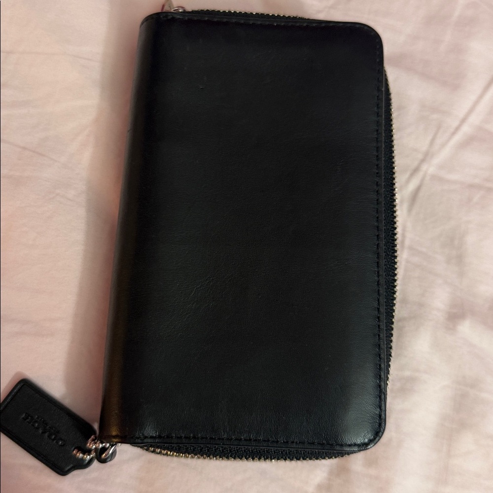 Coach Black Leather Zip Wallet - Picture 5 of 6